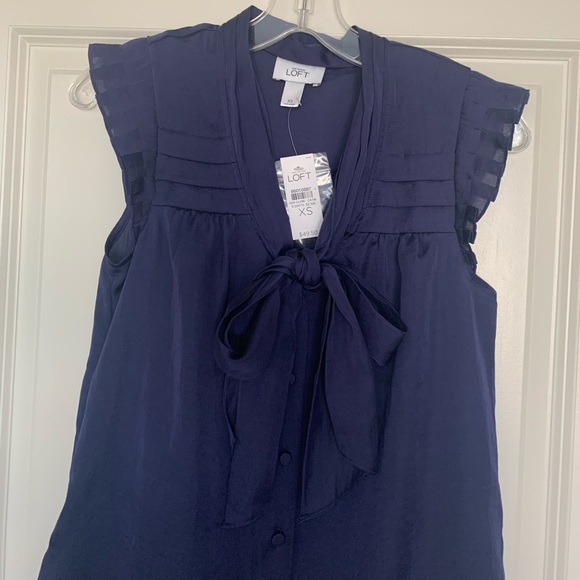 Loft Top - Picture 2 of 6